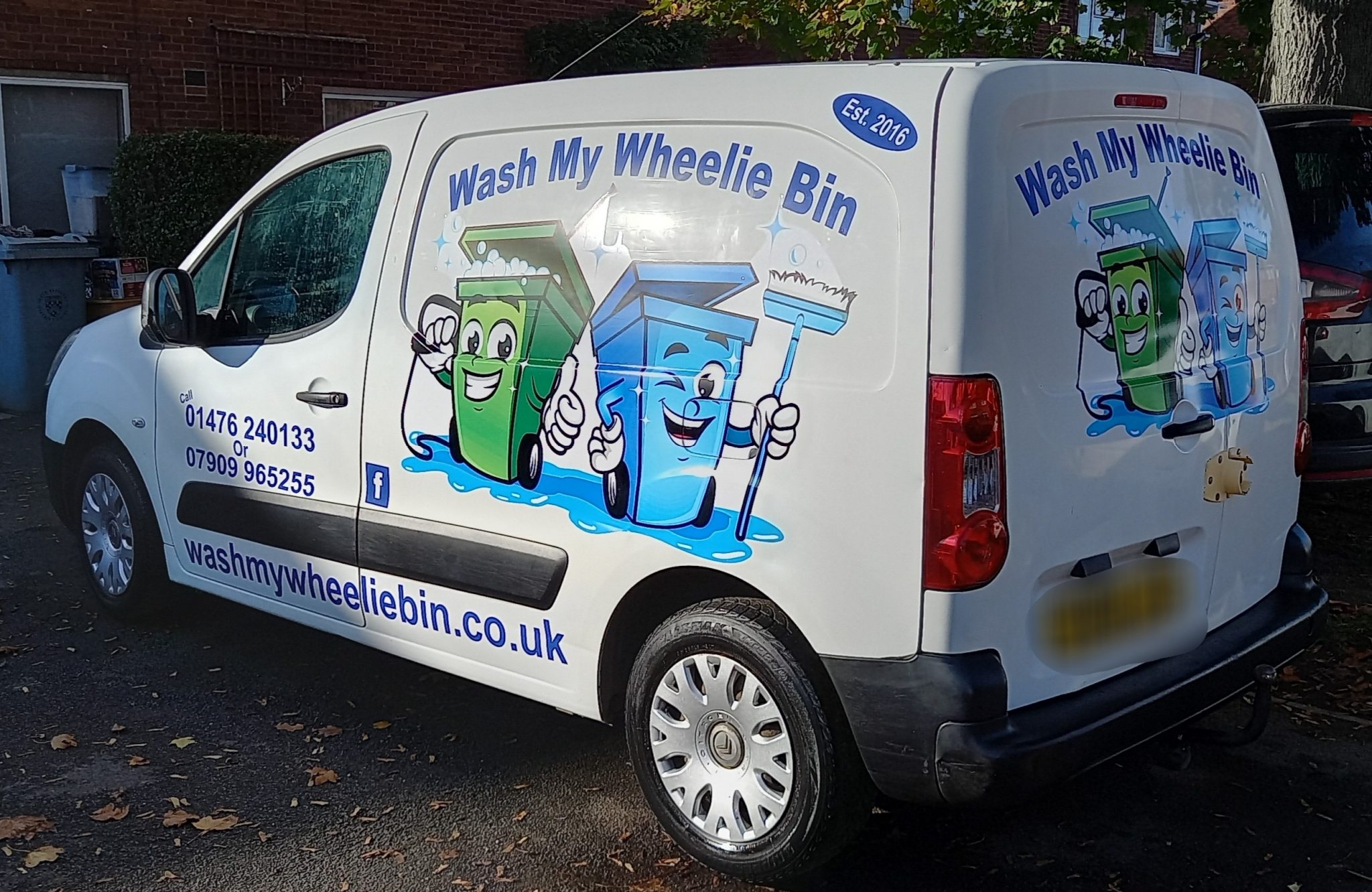 Home Wash My Wheelie Bin
